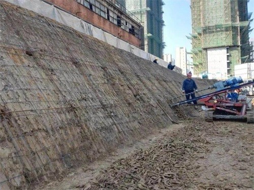 石河子市建筑边坡支护
